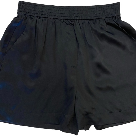 NWT Reformation Bleecker Shorts in Black Size Small - Picture 4 of 8